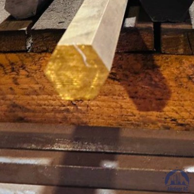 Шестигранник латунный 5,5 мм ЛС59-1 ГОСТ 2060-2006 купить в Семей