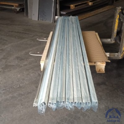 Труба алюминиевая профильная 40х20х2L=3-6м АД31Т1