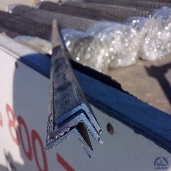 Уголок нержавеющий 25х25х3 мм AISI 304