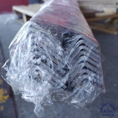 Уголок алюминиевый 100х10мм АД31 L=3-6м