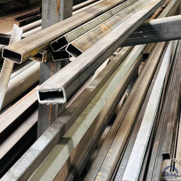 Труба профильная 100х80х4 мм ст 20