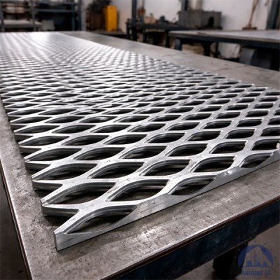 Алюминиевая декоративная просечно-вытяжная сетка 13х60х10 мм купить в Семей