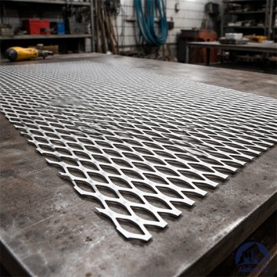 Алюминиевая декоративная просечно-вытяжная сетка 6х30х6,25 мм купить в Семей